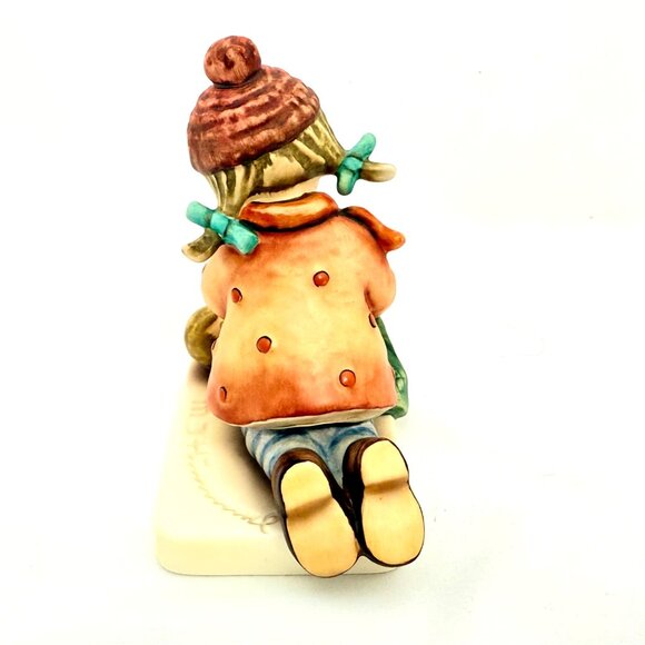 Goebel Hummel #424 "Sleep Tight" TMK6 - Picture 5 of 9